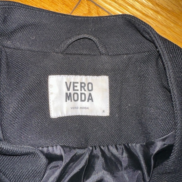 Vero Moda Black Trench Ties at Waist and Bottom Flares Medium - Picture 2 of 2